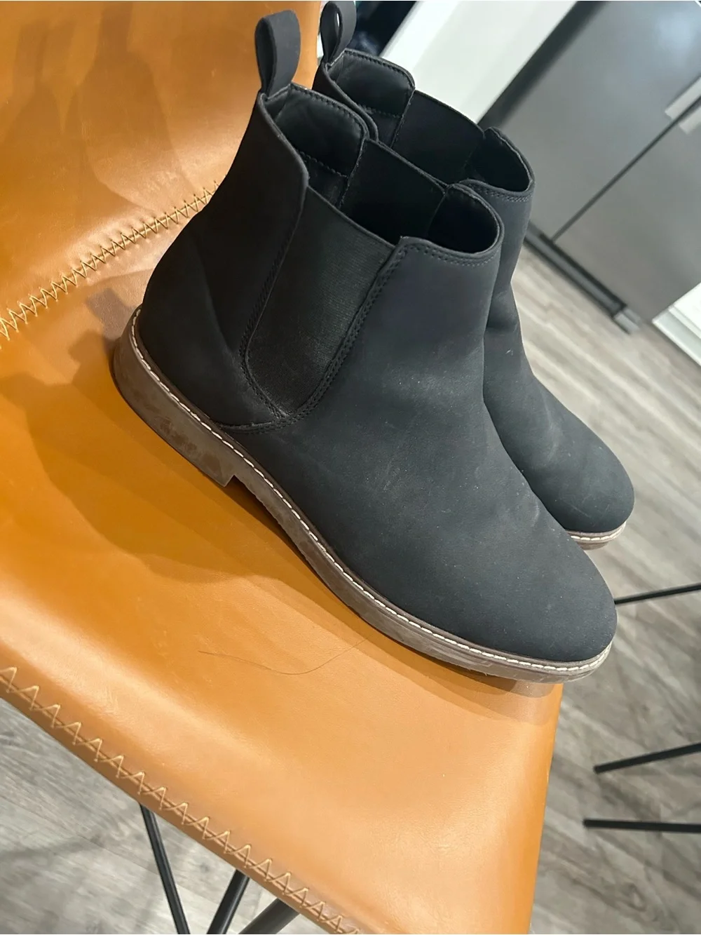 Sonoma Black Chelsea Ankle Boots with Contrast Stitching